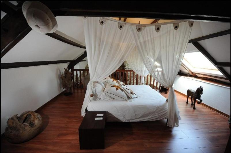 Le Domaine De Saint-Thomin Bed & Breakfast Nostang Phòng bức ảnh